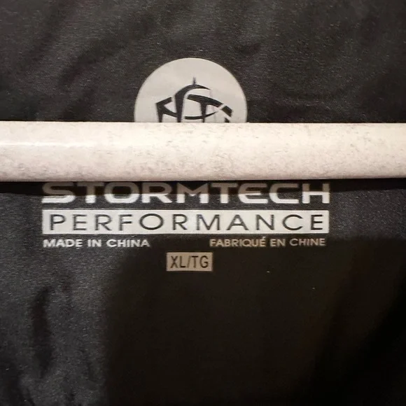 NWT!! Storm-tech green jacket men’s size XL - Picture 3 of 5